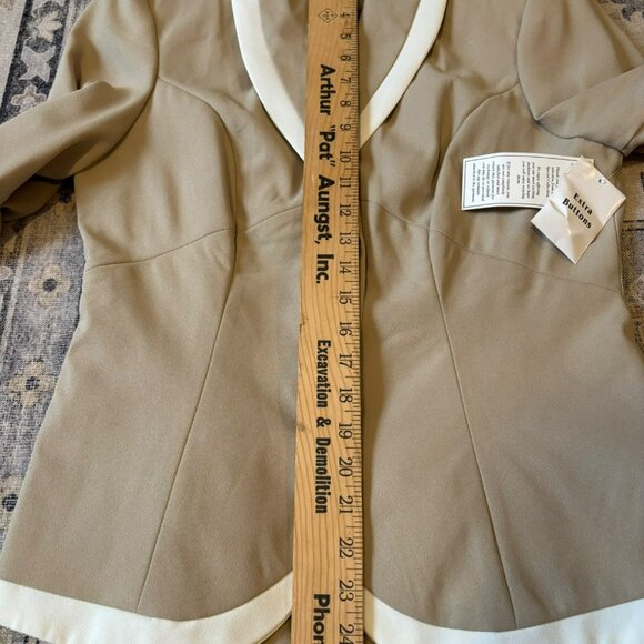 Kew Magram Collection Womens Beige & Cream Button-Up Blazer & Skirt Set Size 8 - Picture 6 of 10